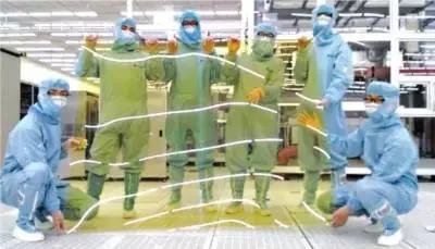 柔性屏“黃金薄膜”在漢量產