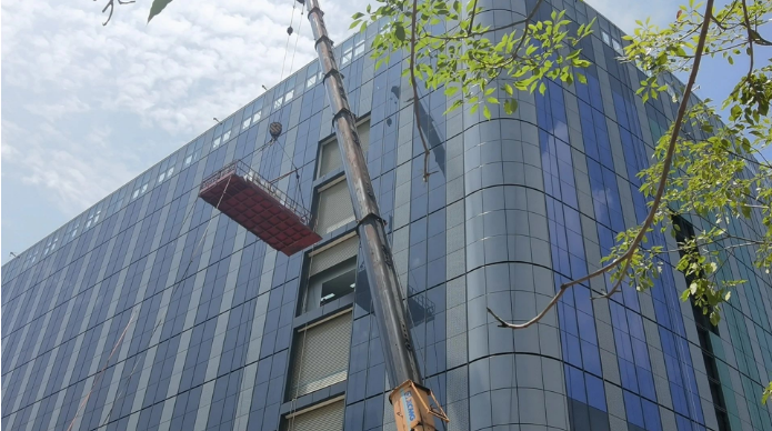 總投資5.75億元，深圳國顯新型顯示研發生產基地首組設備順利入駐