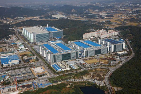 三星發(fā)力中小型 OLED 面板，明年產(chǎn)量預(yù)估 4.756 億塊、增長 10%